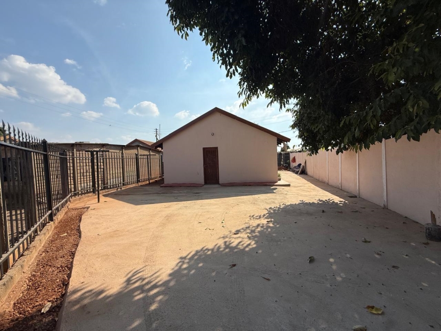 2 Bedroom Property for Sale in Boitekong Ext 10 North West